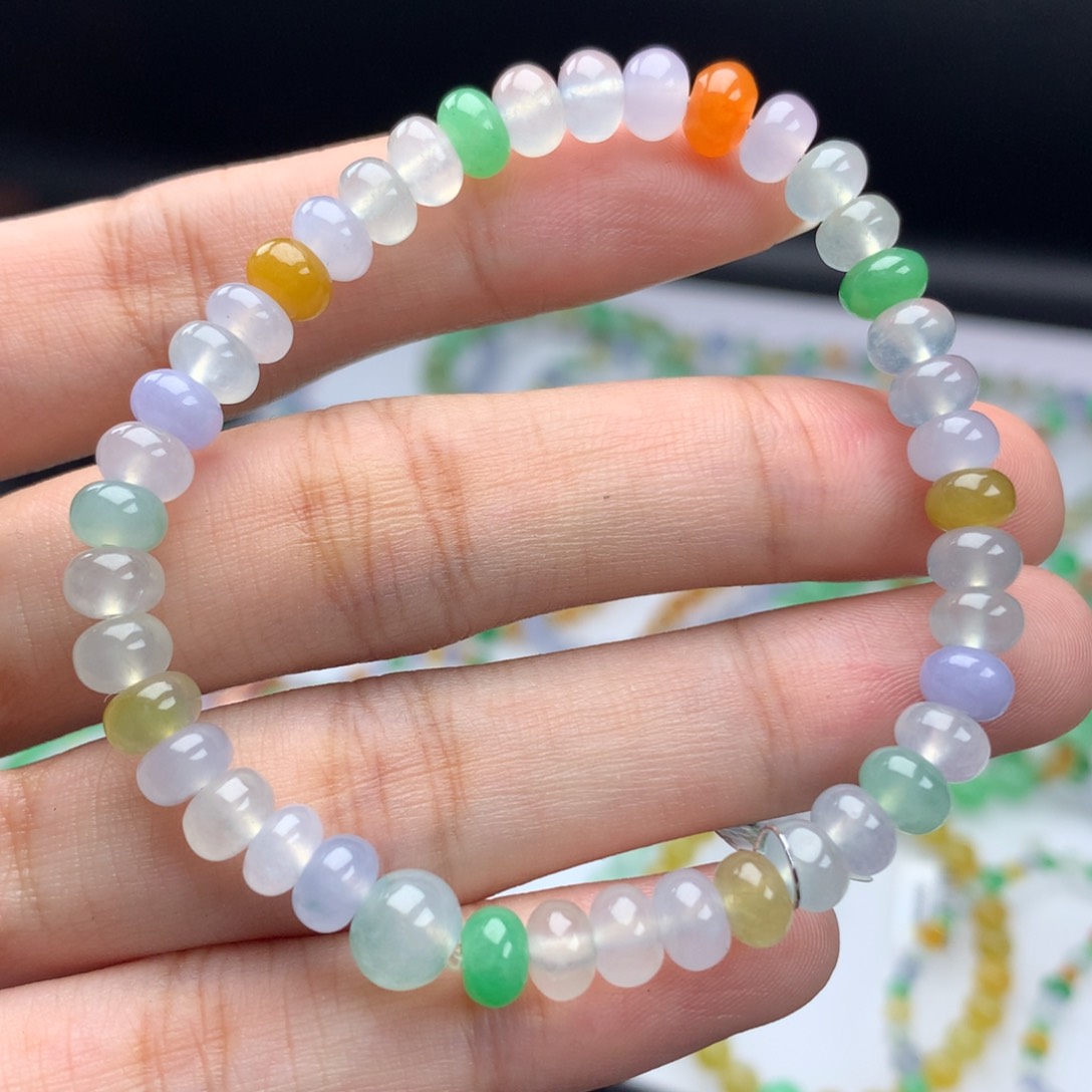 翡翠手链未镶嵌卡