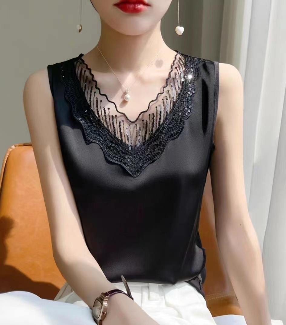 2317 直筒型宽松型瑞丽风背心吊带百搭无袖蕾丝性感风 三楼