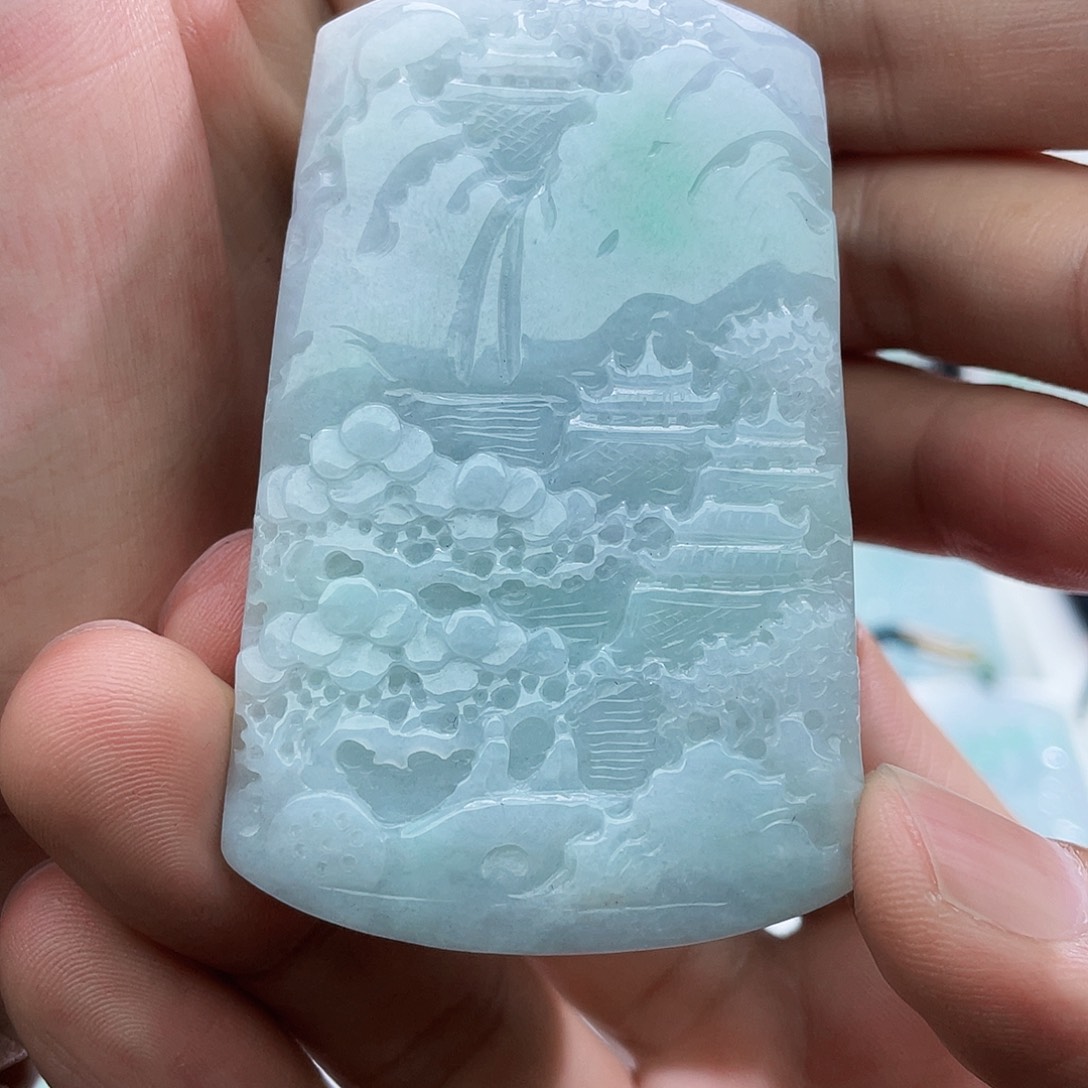 颈饰未镶嵌翡翠莹****下翡翠