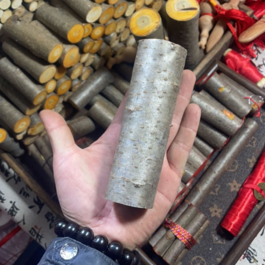 野生桃木原木  长14cm宽4cm