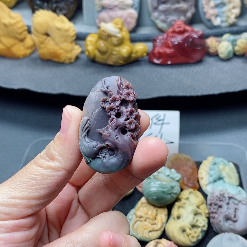 【闪购商品】定制石英质玉吊坠未镶嵌