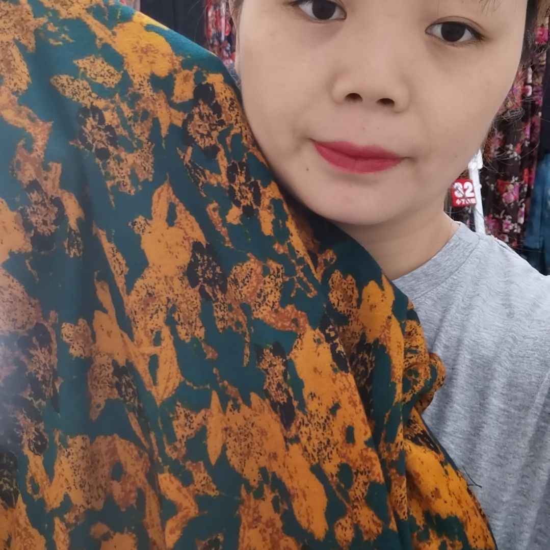 混纺三米绿色显瘦花朵
