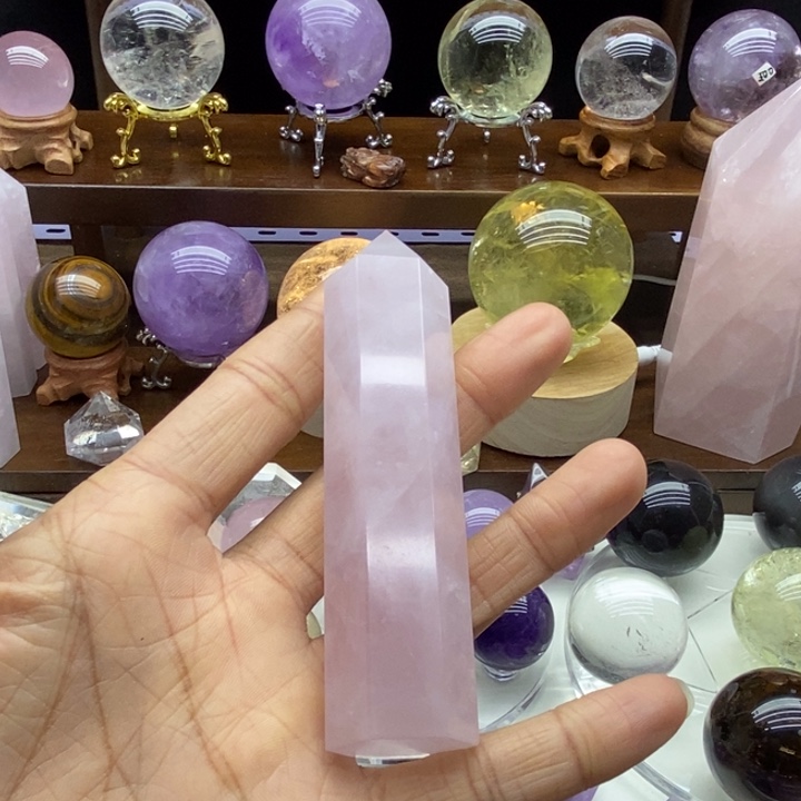 水晶未镶嵌摆件天然粉水晶柱