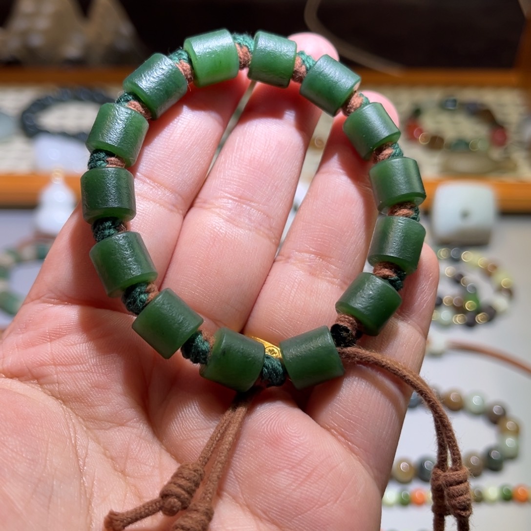 老***理和田玉未镶嵌手链