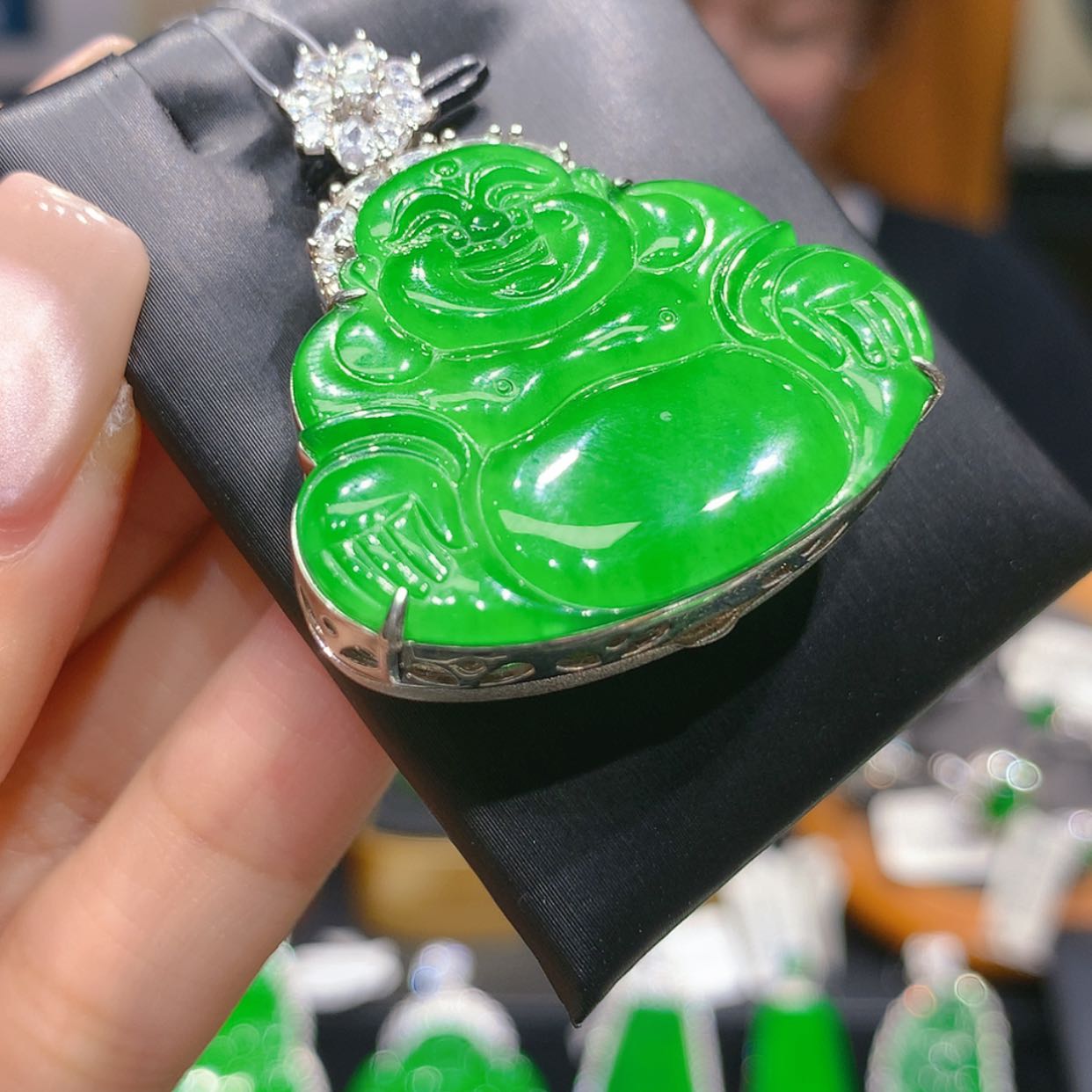 【闪购商品】颈饰银S925镶嵌翡翠6柒姐