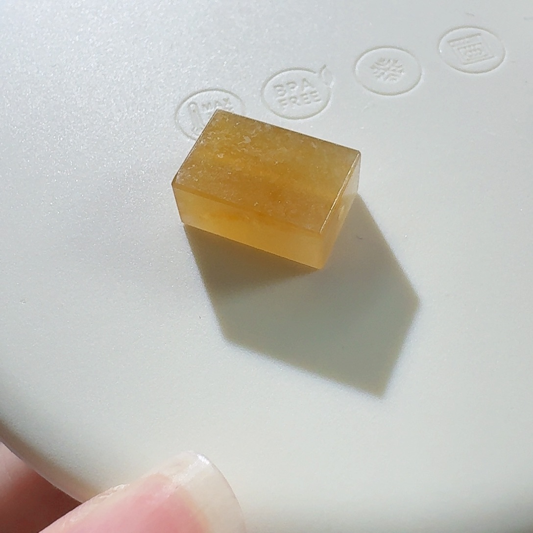 翡翠颈饰未镶嵌方糖黄翡已打孔可做c位珠