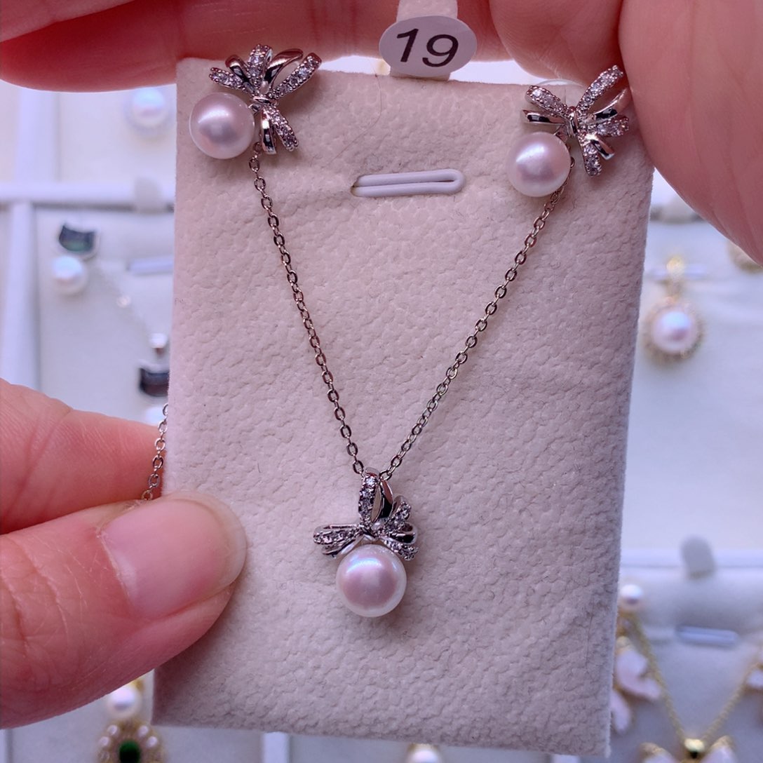 淡水珍珠耳饰合金