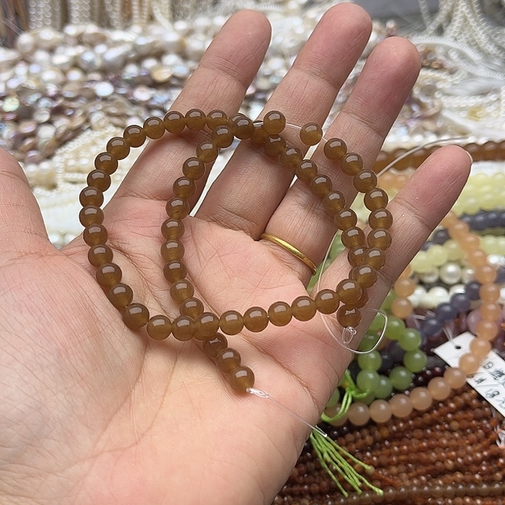 玛瑙/玉髓未镶嵌珠宝半成品一条6mm左右糖料