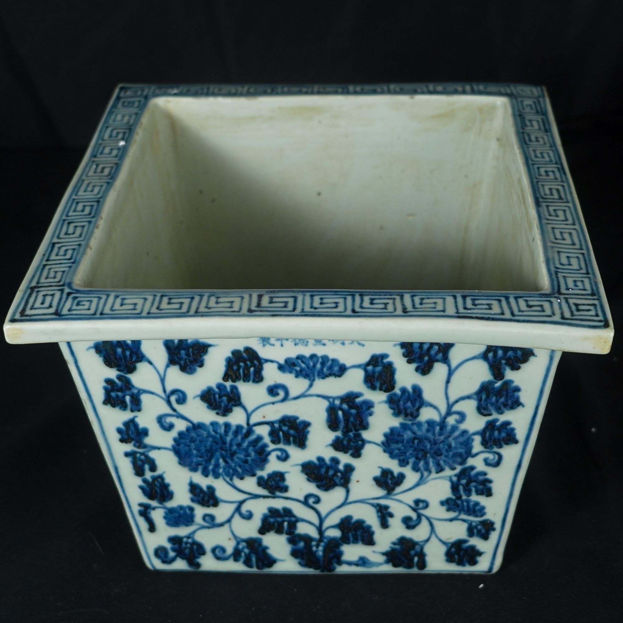 宣德四方青花缸BZYDM00862