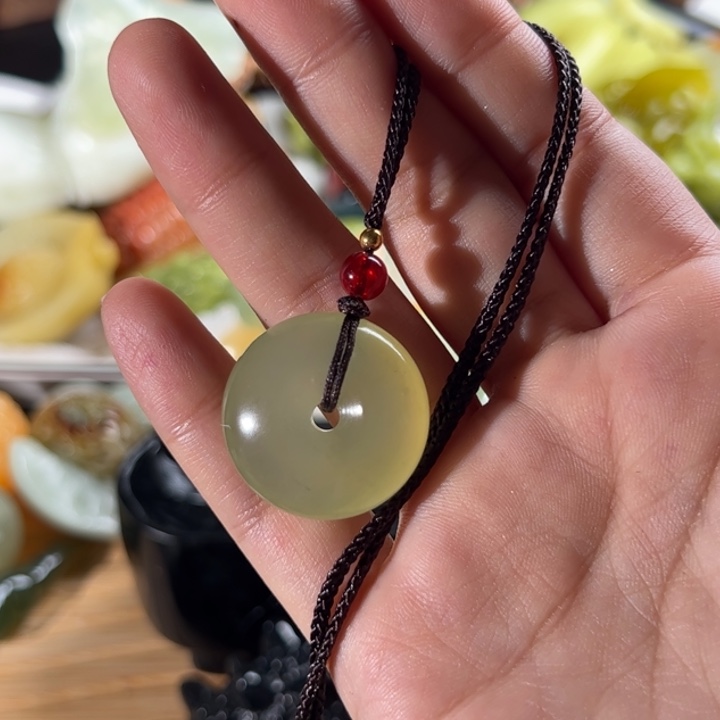 我***化未镶嵌蛇纹石玉珠宝奇石