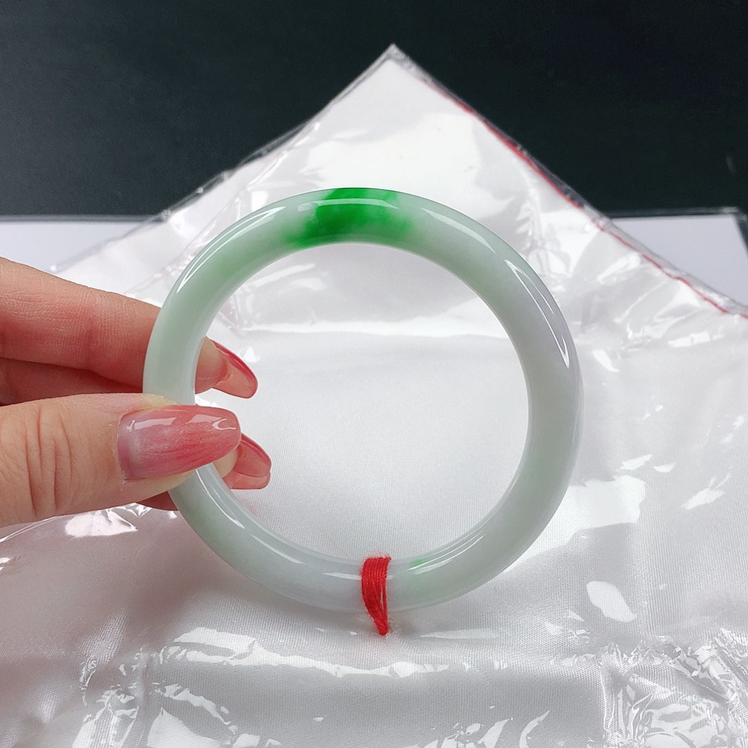 翡翠手镯未镶嵌雪*使翡翠099