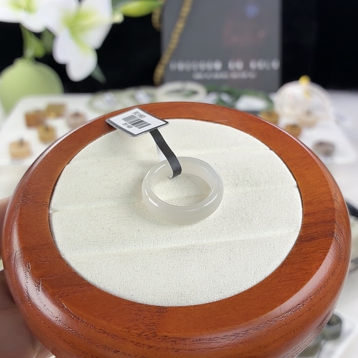 和田玉（糖玉）未镶嵌戒指i152冰紫轮胎17.4不退换