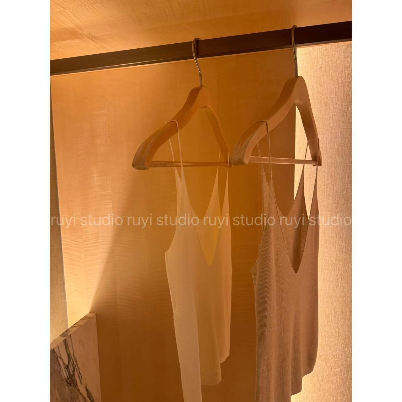 Ruyi如一【懒骨极简前后两穿v领吊带】