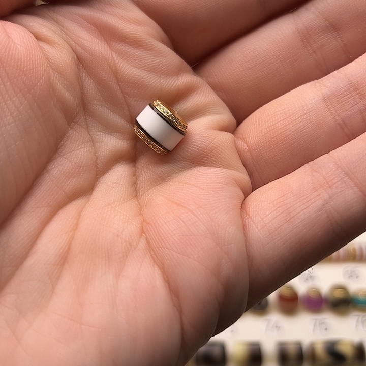 玲***儿玛瑙/玉髓未镶嵌单颗