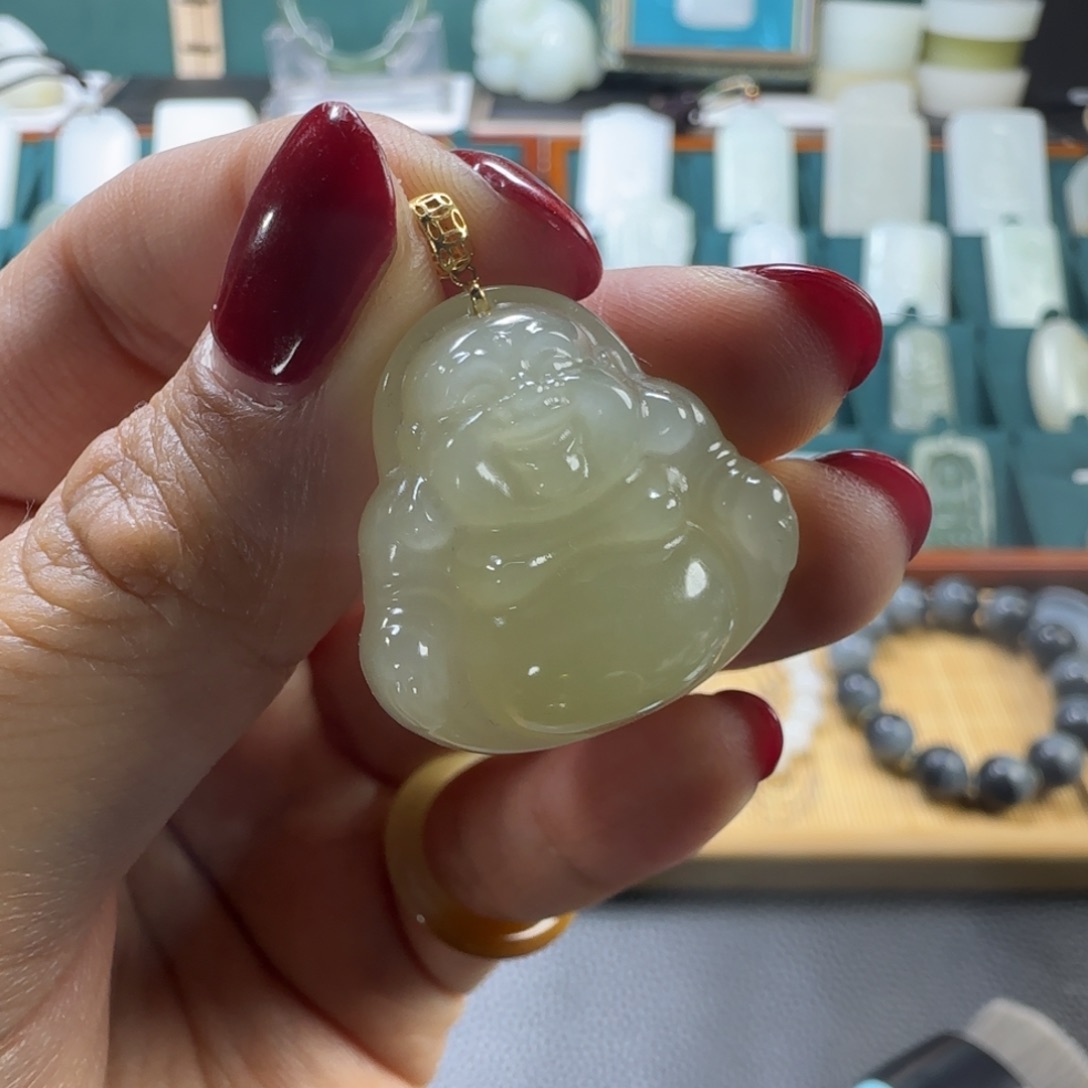 和田玉（糖玉）颈饰未镶嵌