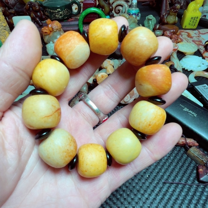 滴血莲花菩提把件