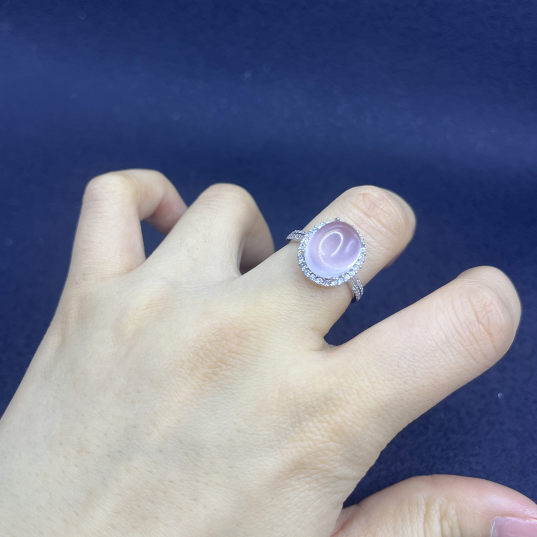 天然粉水晶简约鸽子蛋冰透水润甜美温柔