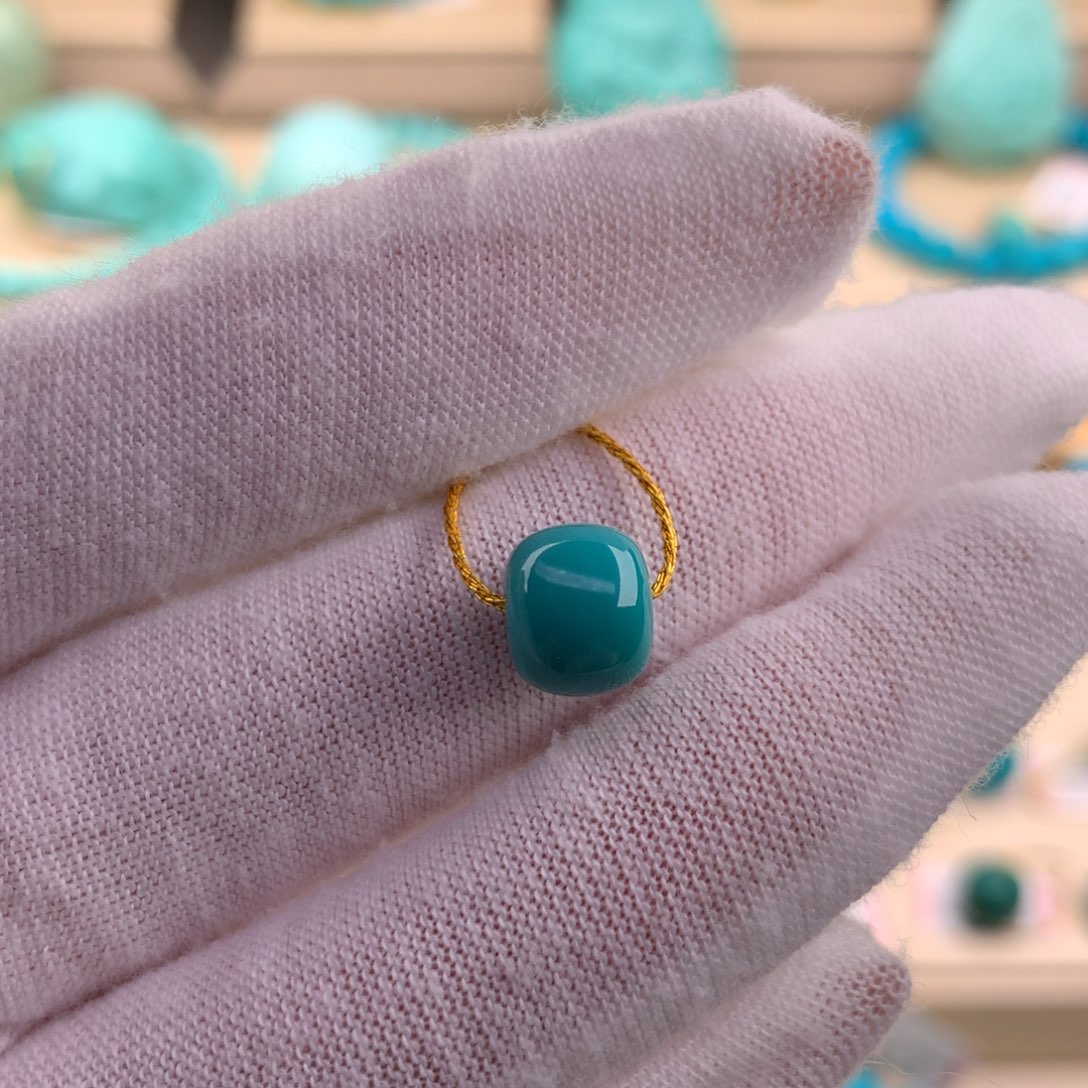 绿松石珠宝奇石未镶嵌8.7×7.4