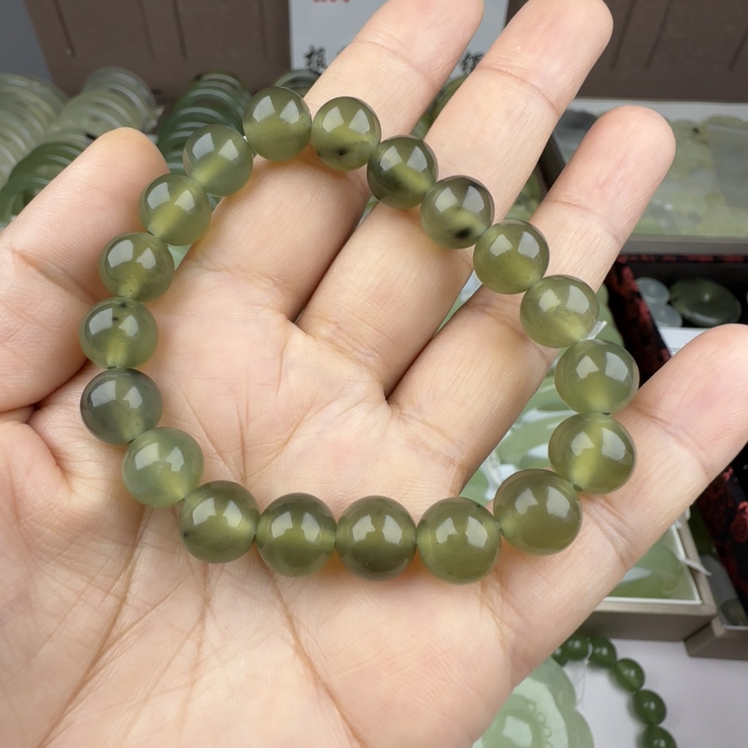 蛇纹石玉未镶嵌手链