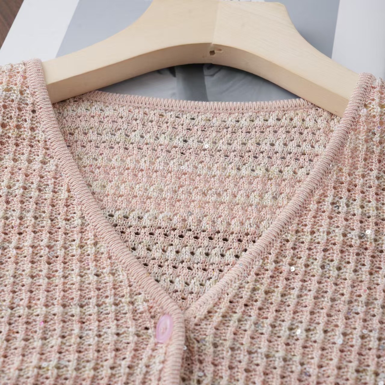 【康宝莱小香风】短款棉麻彩片镂空V领针织短袖开衫女时装款