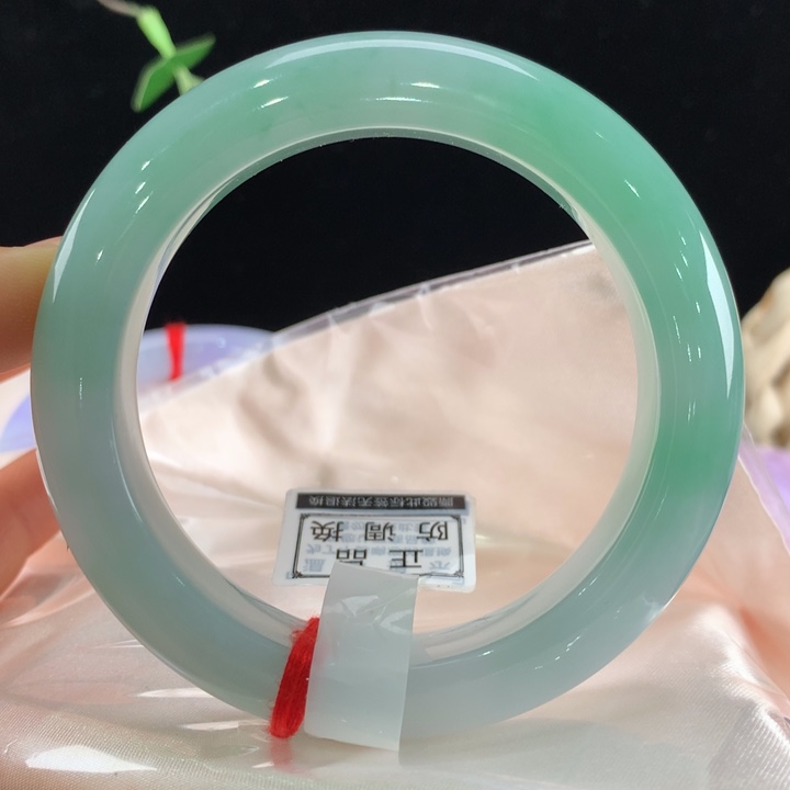 翡翠手镯未镶嵌111-5831