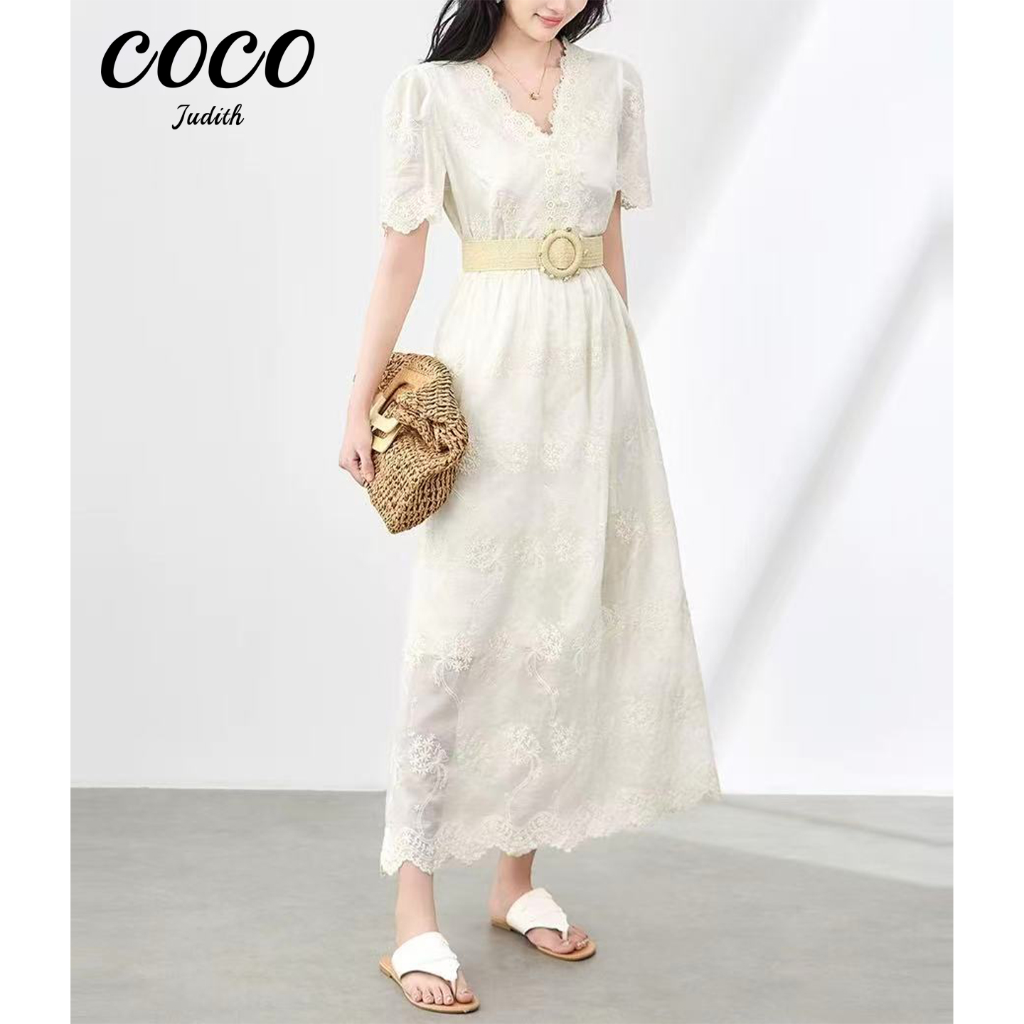 【RG7052】2025年新款夏季法式赫本风气质白色V领花瓣袖蕾丝连衣裙