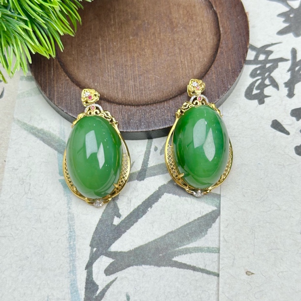 YWF311和田玉碧玉蛋面猫眼18k金镶吊坠20*29*13mm+多样性发其一