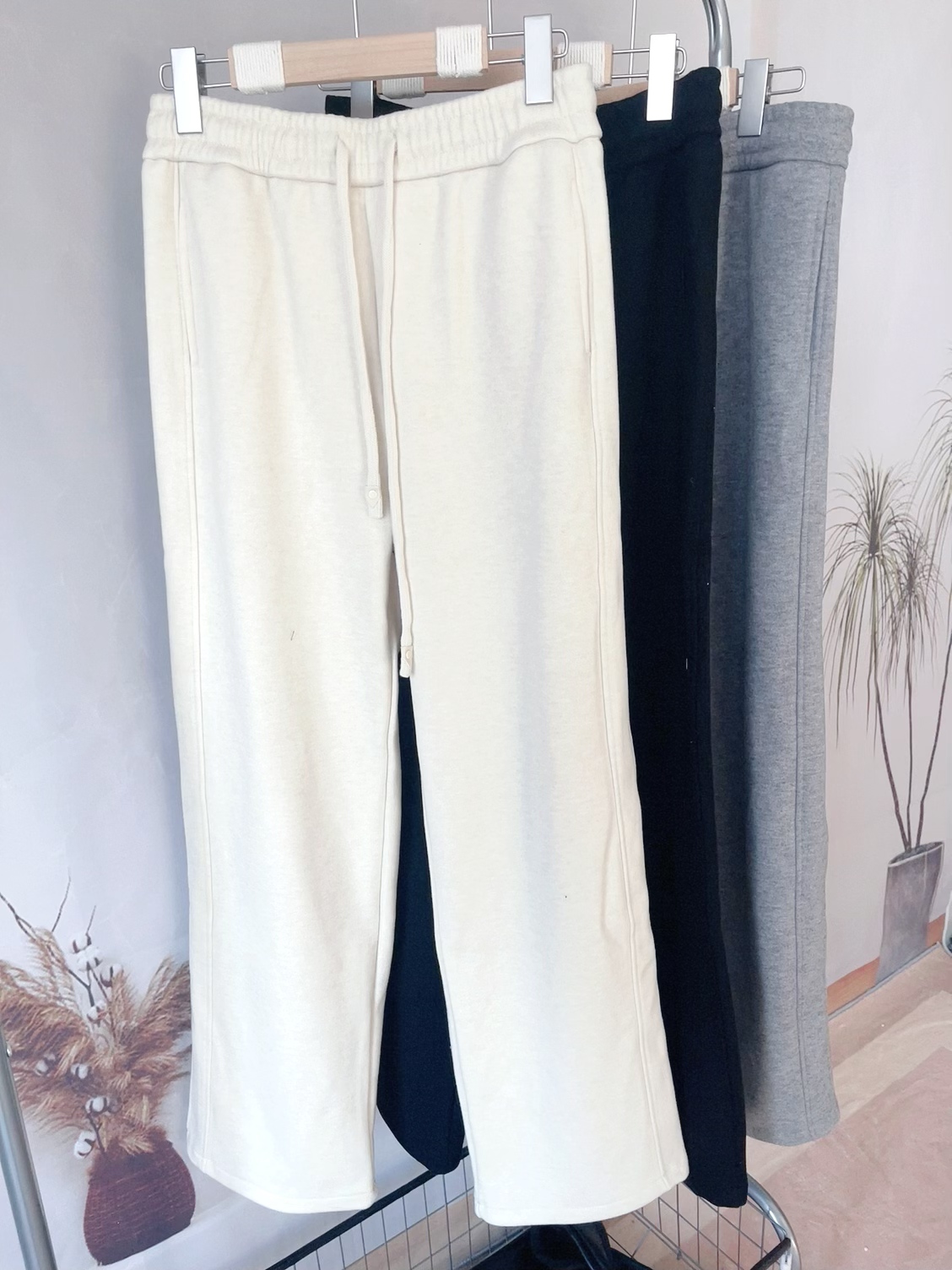 加绒显瘦休闲裤女冬季百搭气质直筒阔腿裤