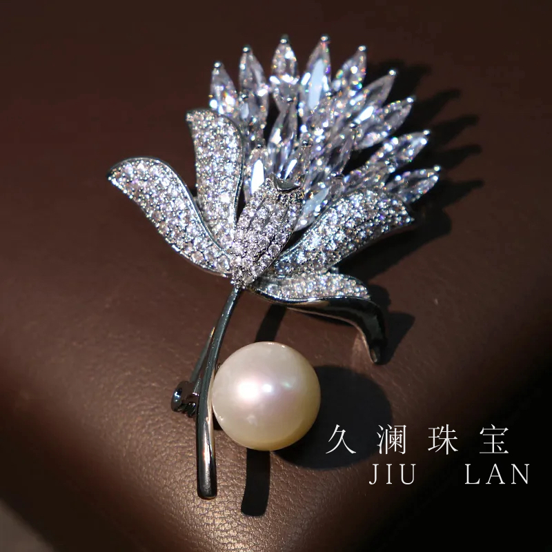 天然淡水珍珠高端胸针A326