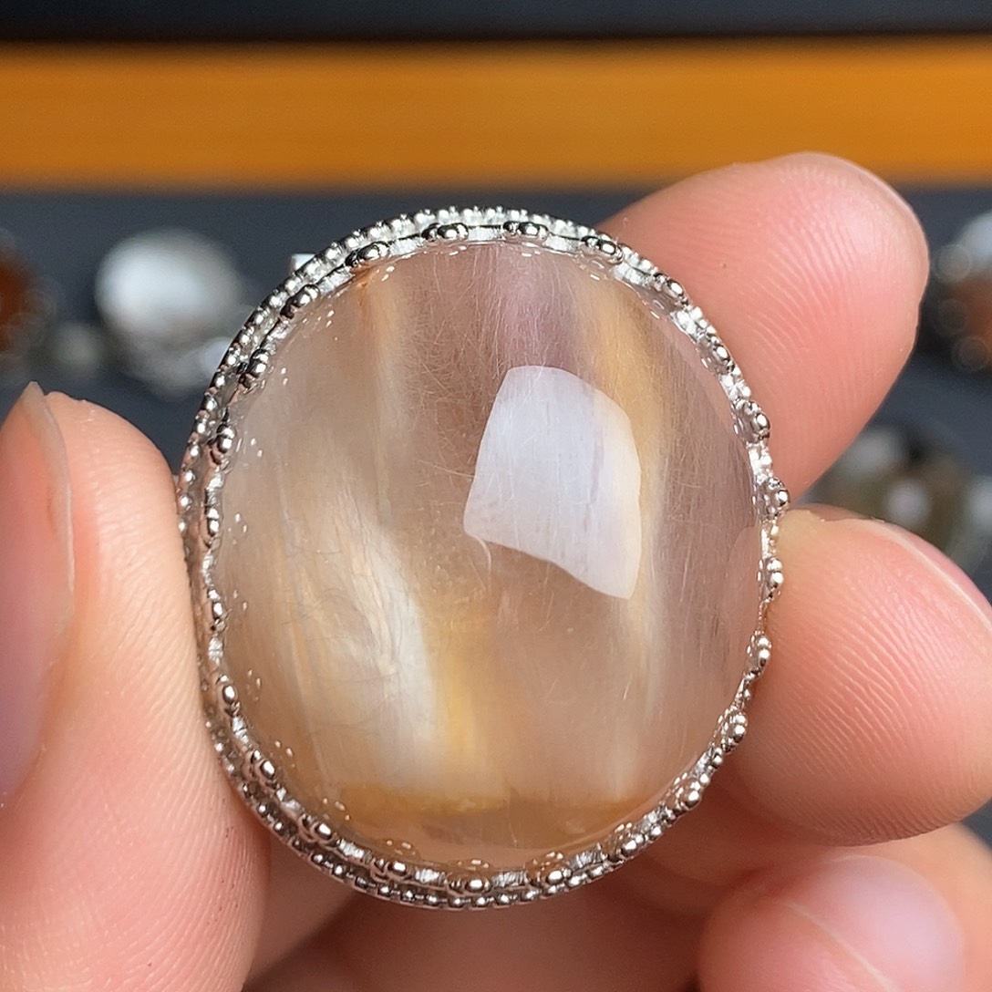 银S925镶嵌颈饰水晶1111