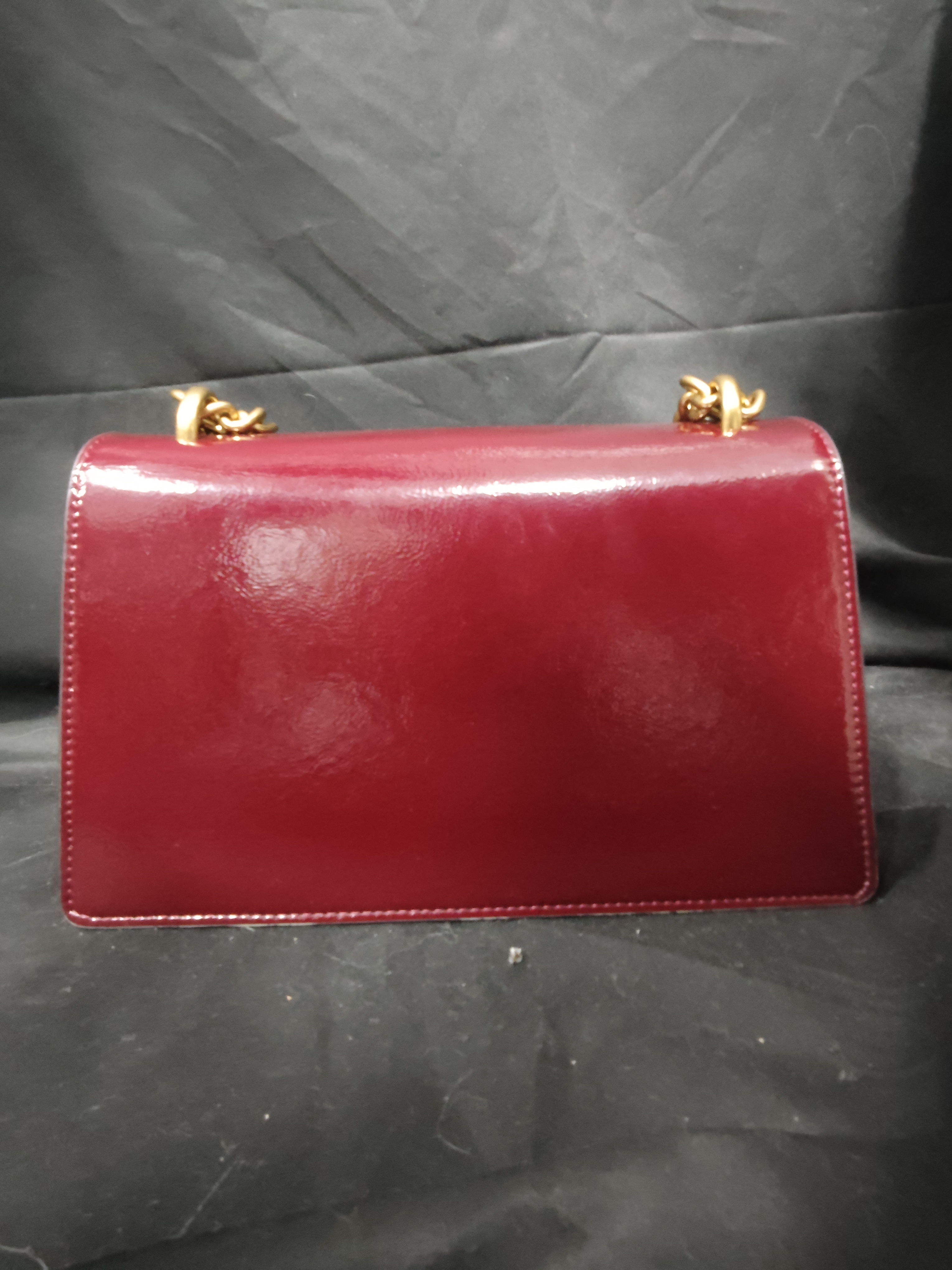 LQ-WITH-QUEEN真皮女包粗链条亮面红色