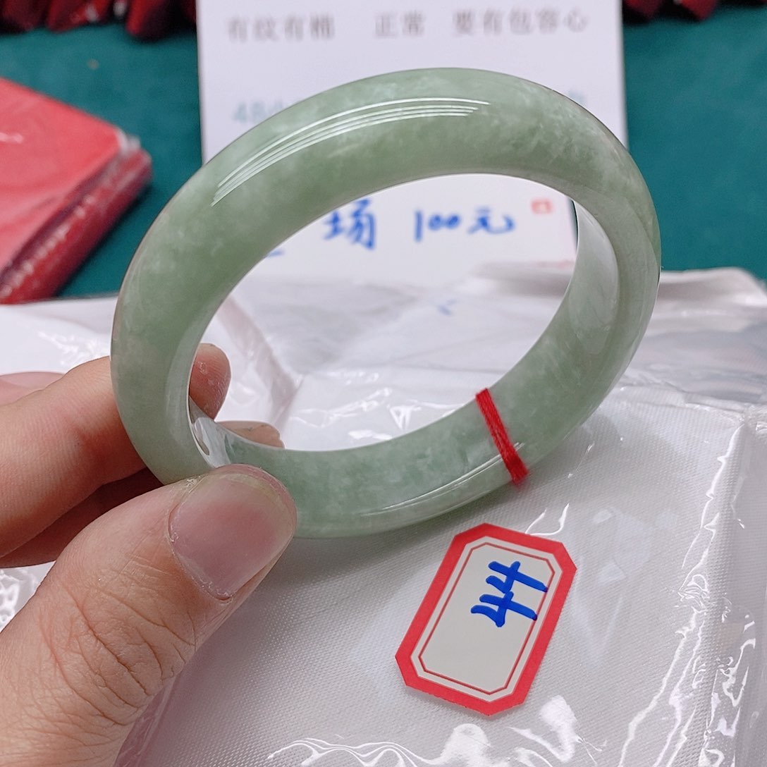 翡翠手镯未镶嵌444444444