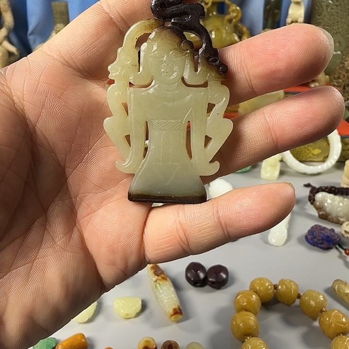 和田玉（糖玉）未镶嵌颈饰