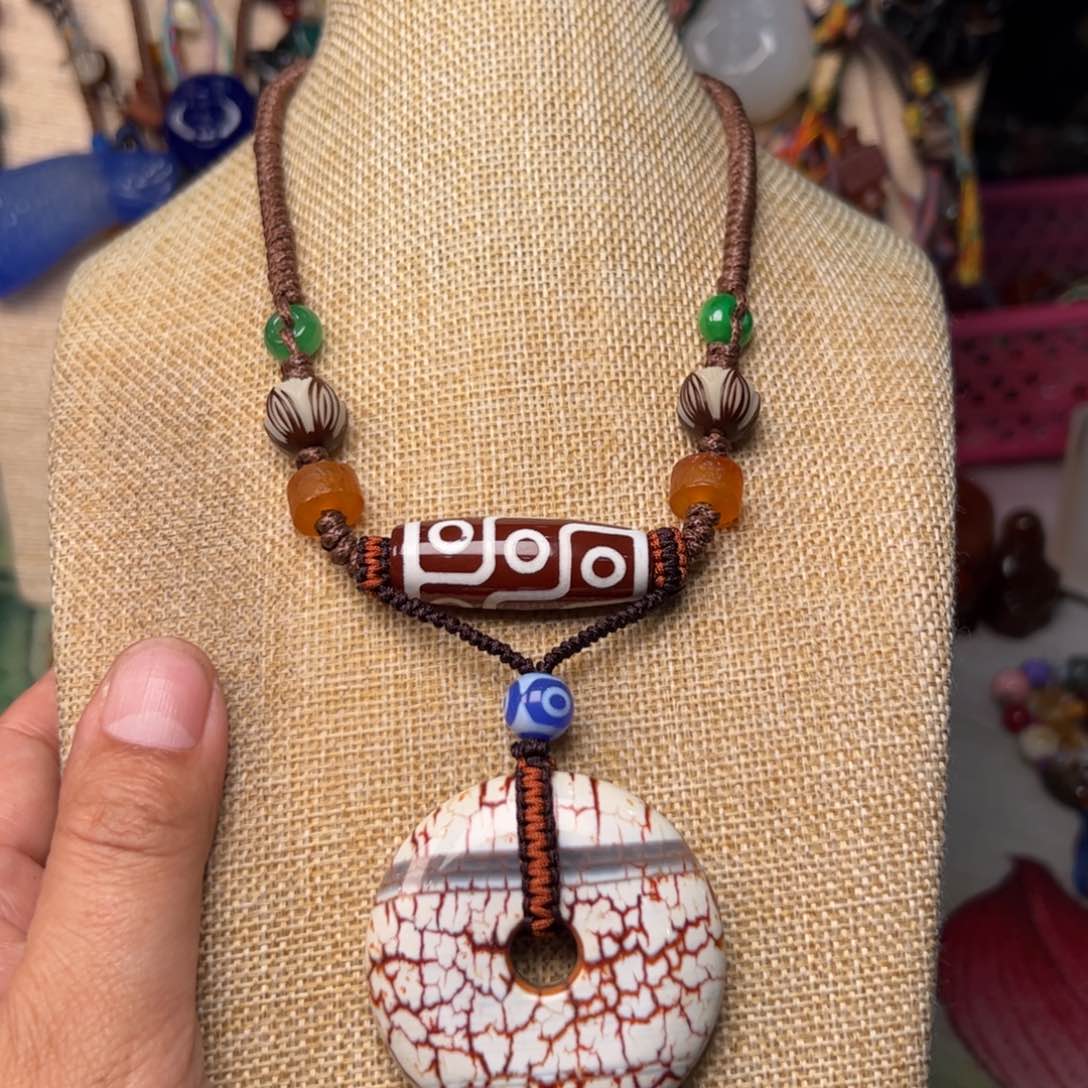 玛瑙/玉髓颈饰未镶嵌