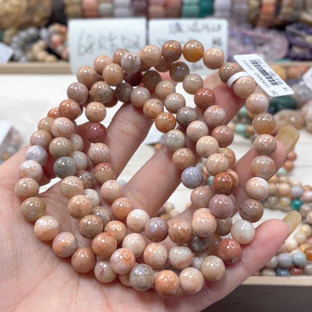 未镶嵌手链硅化玉@****?198