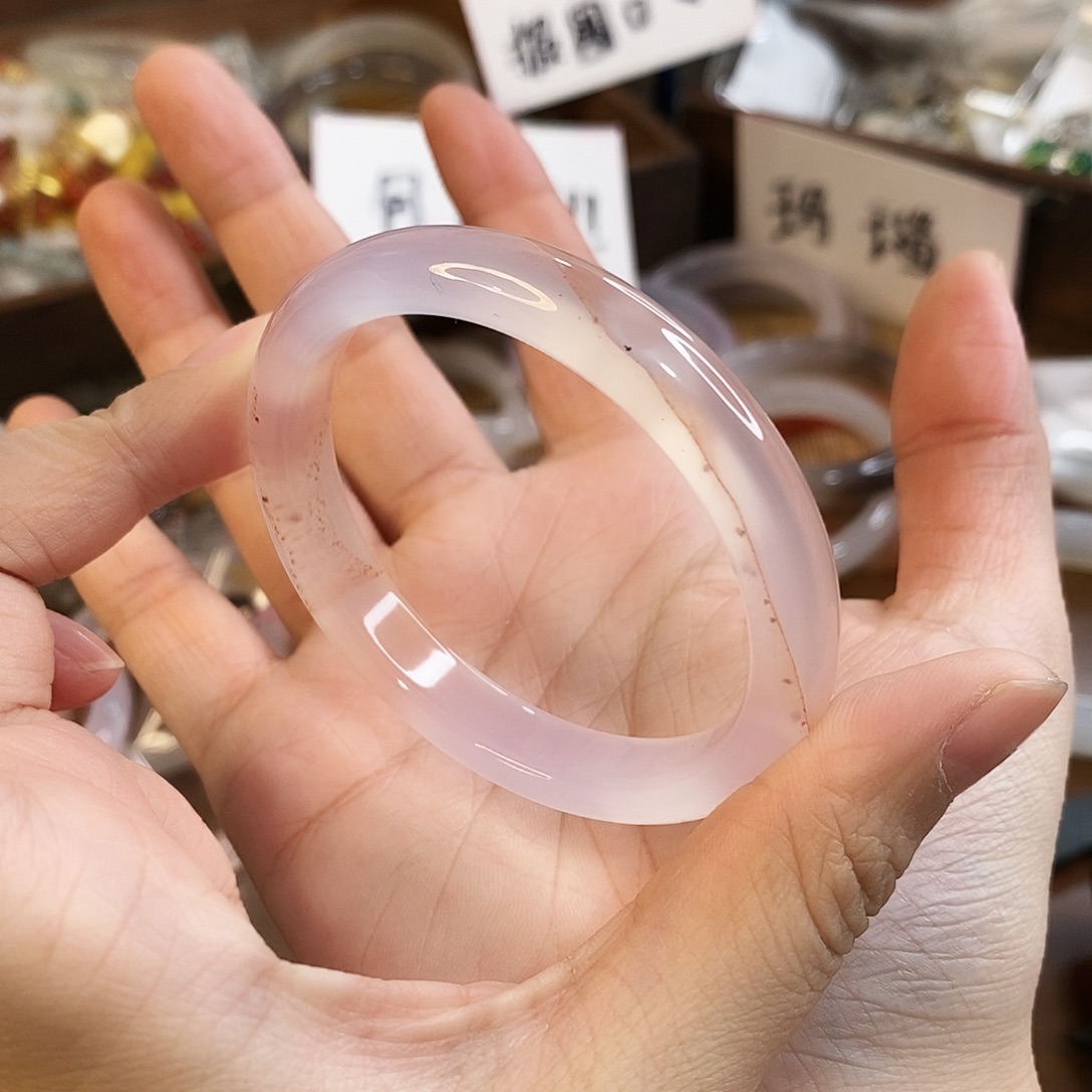 玛瑙/玉髓未镶嵌手镯A982。53.4圈