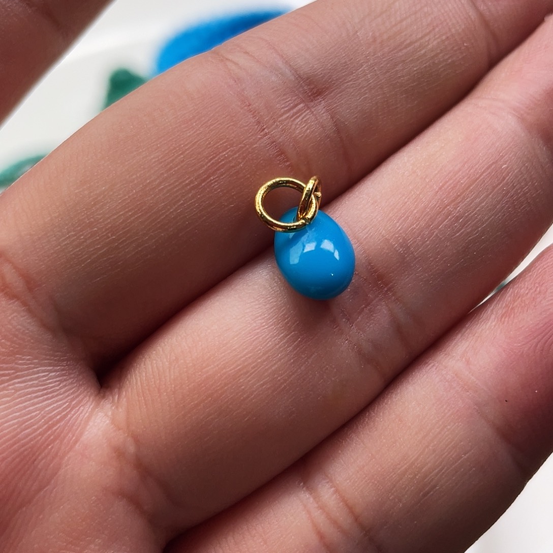 绿松石18K金镶嵌暴蓝侧挂