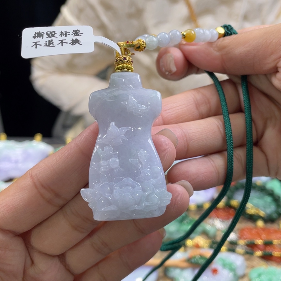 翡翠颈饰未镶嵌代编织