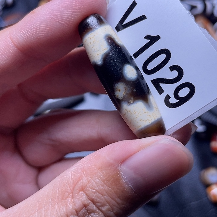 玛瑙/玉髓颈饰未镶嵌微瑕