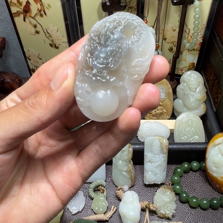 和田玉未镶嵌颈饰