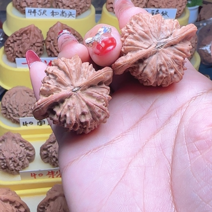 斯***姆文玩核桃，朱雀，全品，朱雀，朱雀