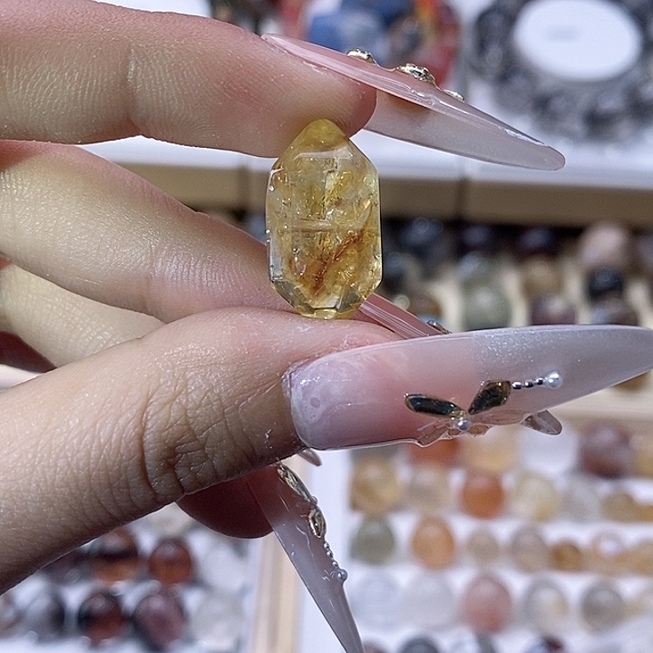 水晶戒指未镶嵌，