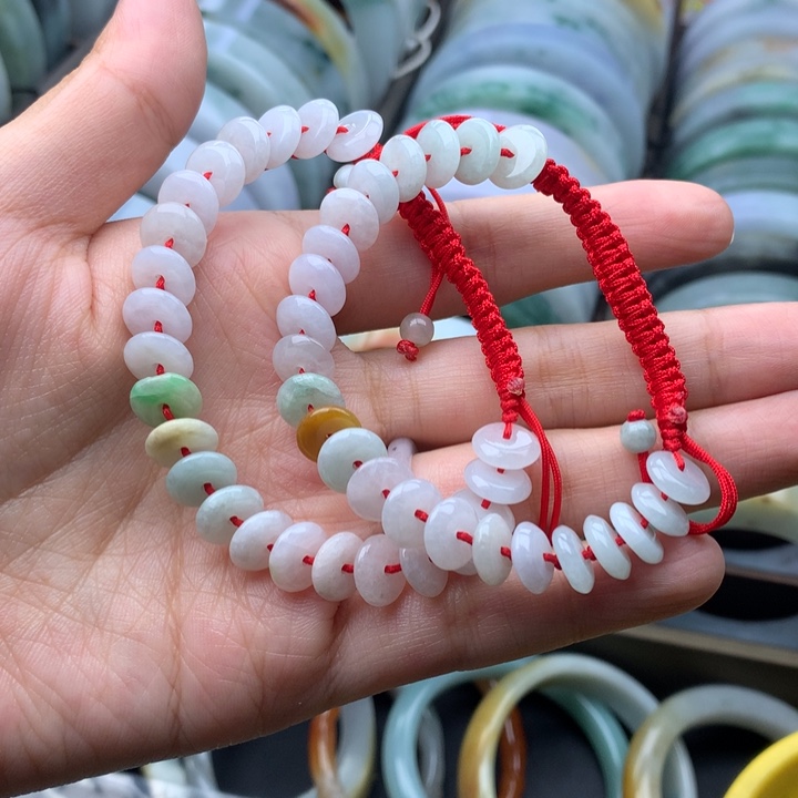 未镶嵌手链翡翠多样性