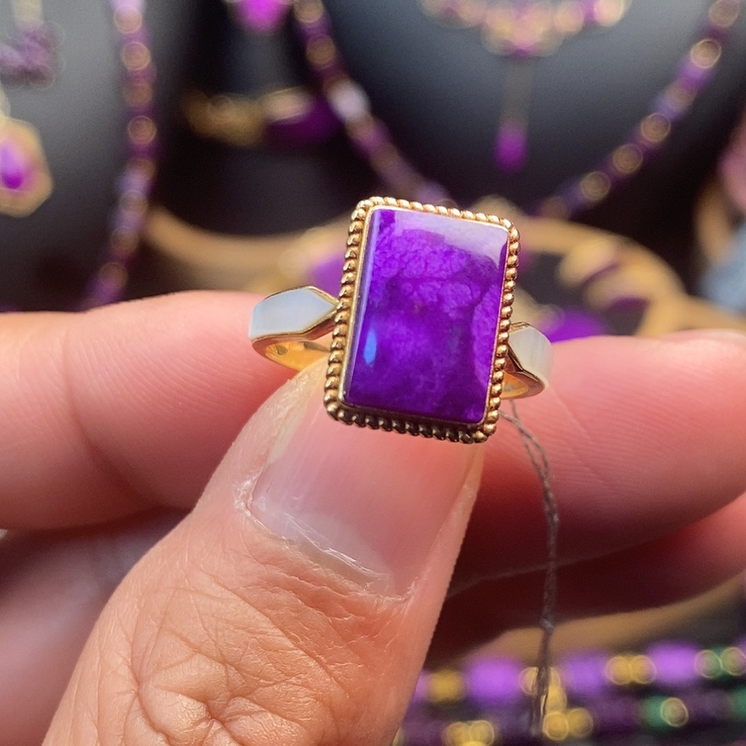 苏纪石（舒俱来）戒指18K金镶嵌