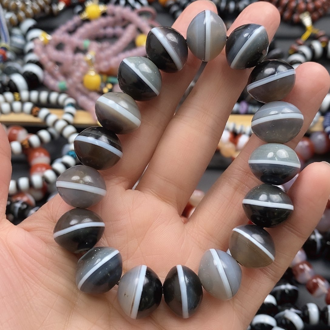 玛瑙/玉髓玛瑙手串未镶嵌