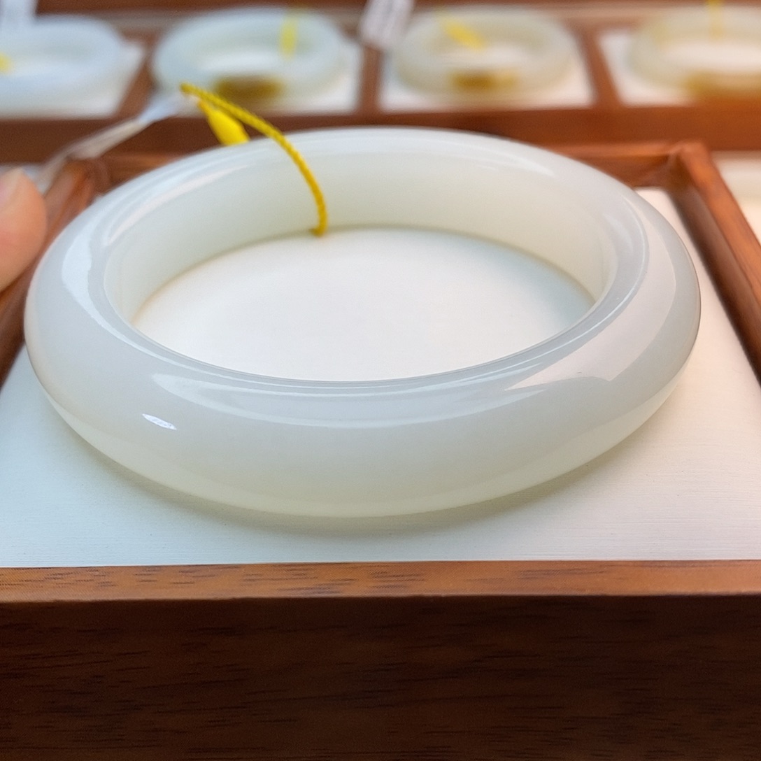 和田玉（白玉）未镶嵌手链