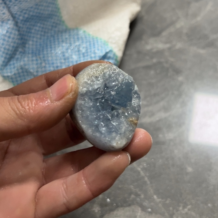 水晶B222未镶嵌u*蓝晶摆