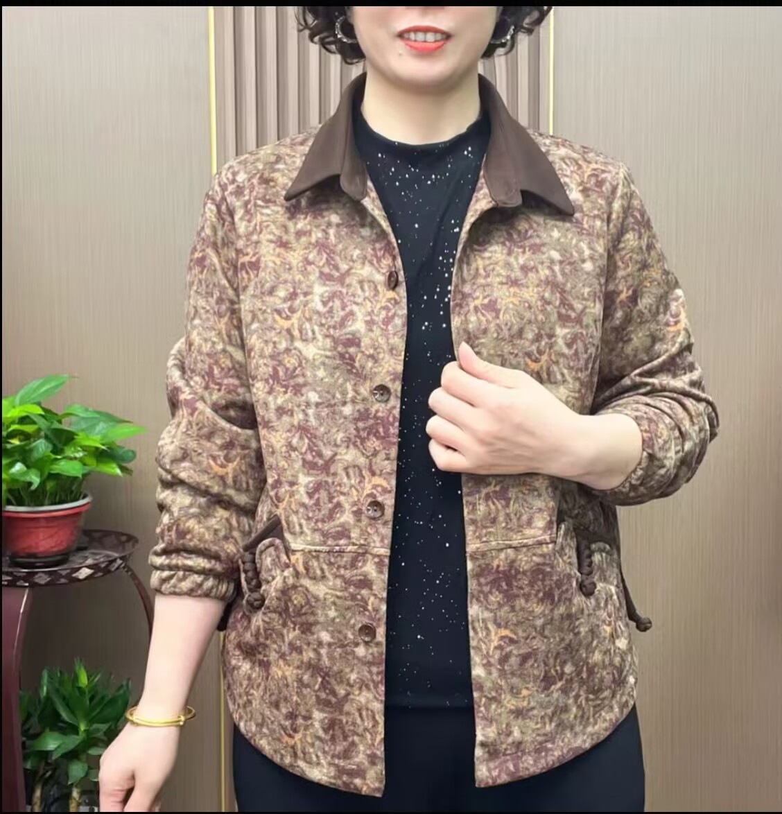 妈妈装流行时尚潮牌女装宽松春秋装外套休闲百搭长袖中老年外套