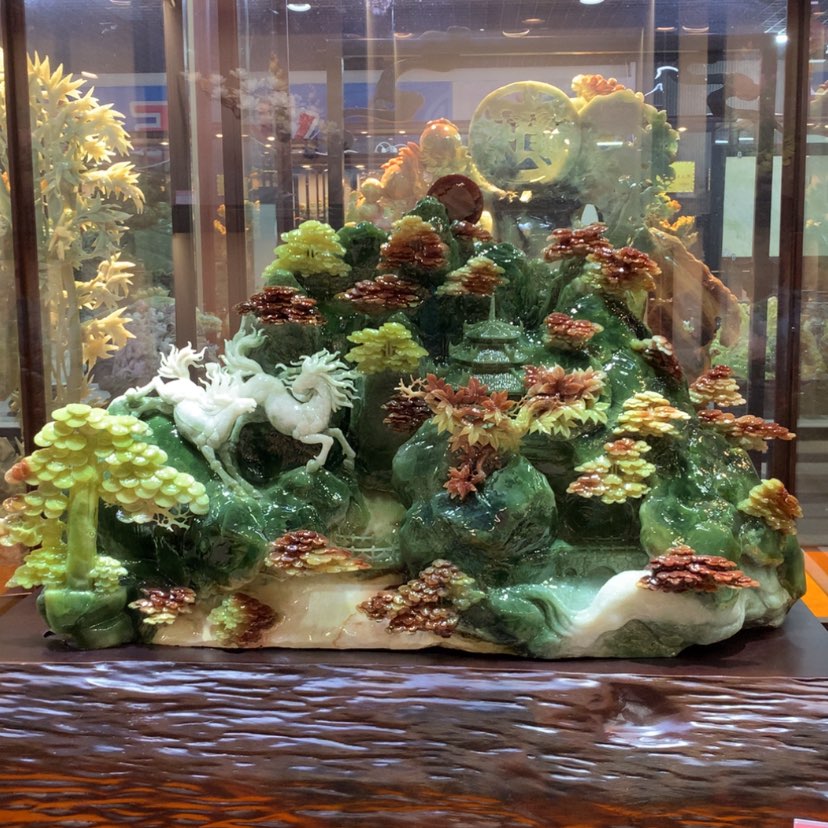 【闪购商品】未镶嵌蛇纹石玉摆件覆膜