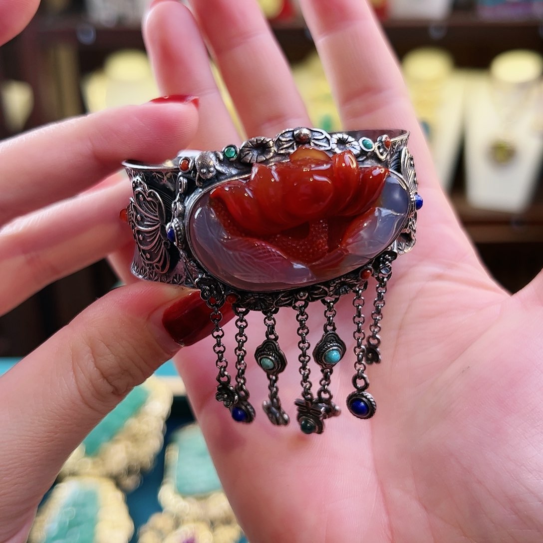 玛瑙/玉髓手镯未镶嵌手镯